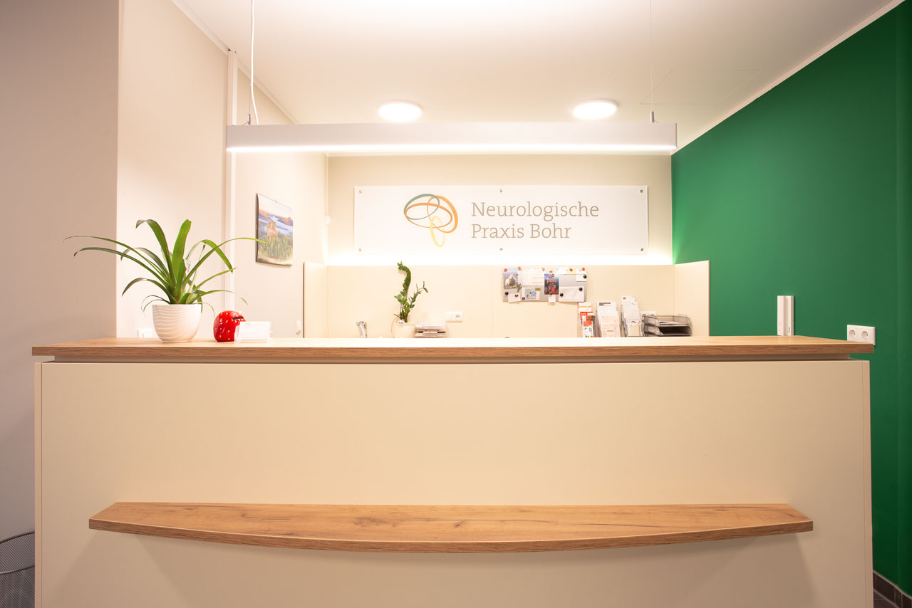 Empfangstresen der Neurologischen Praxis Bohr